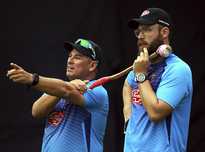 通过持续的 通过持续的